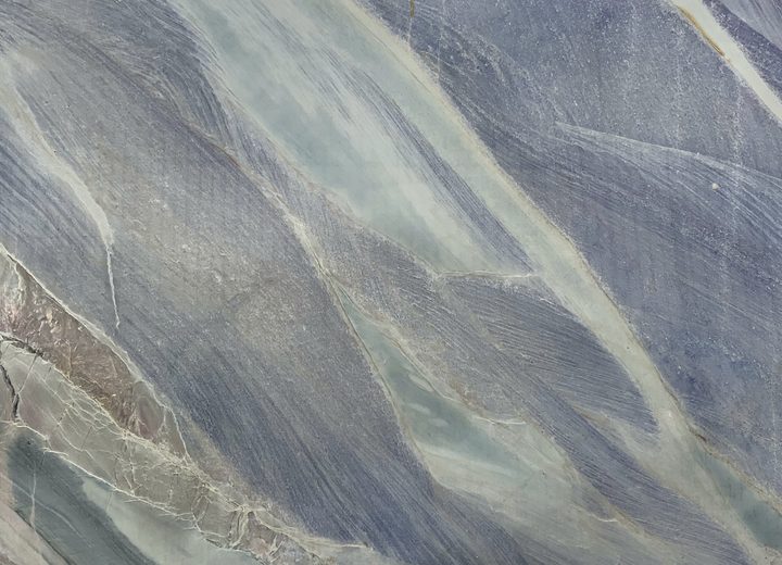 Lastra Azul Imperiale con venature blu e verdi